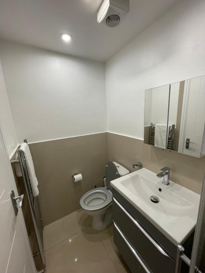 Luxury Studio Apartment Harrow on the Hill ภายนอก รูปภาพ