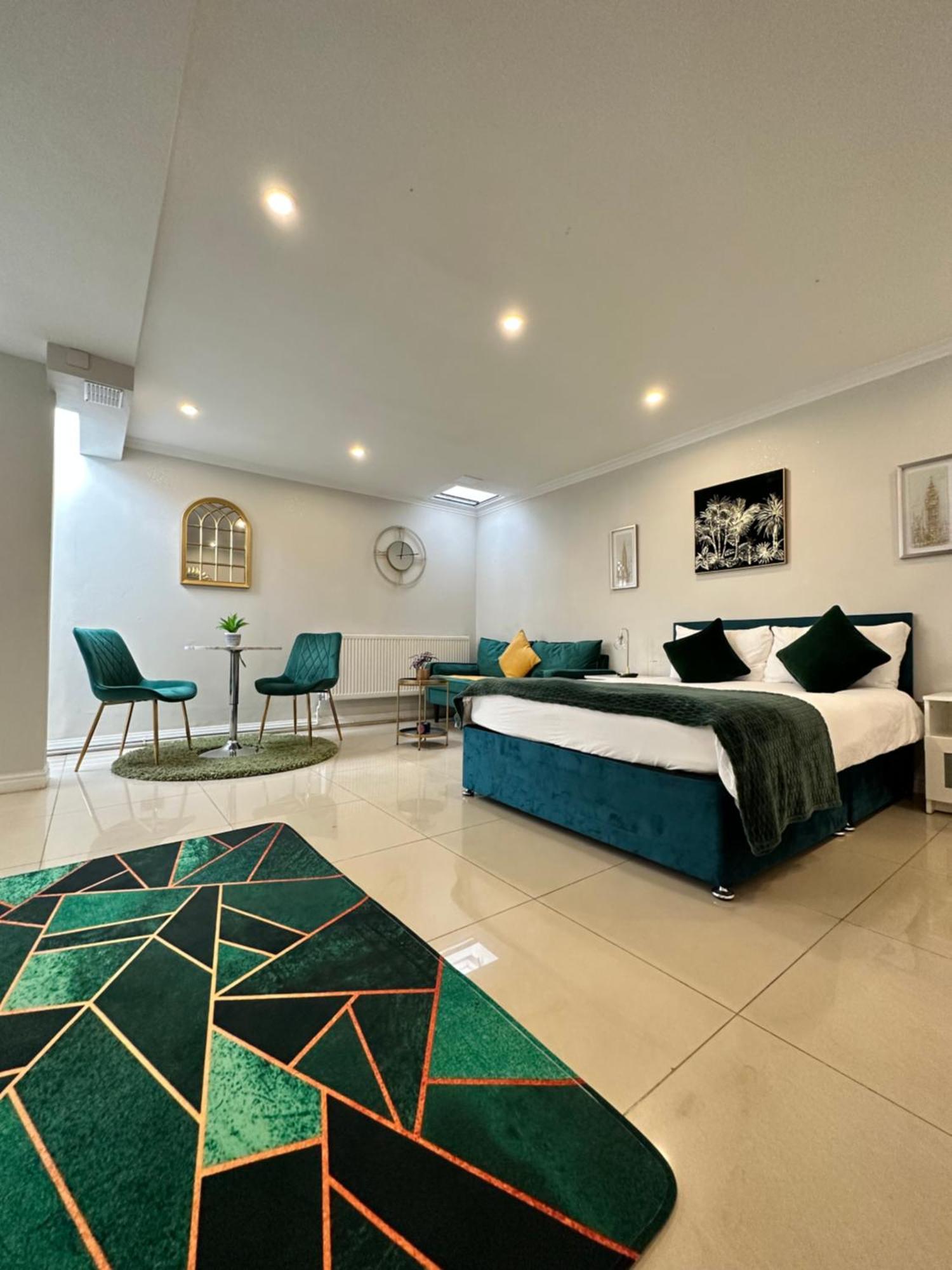 Luxury Studio Apartment Harrow on the Hill ภายนอก รูปภาพ