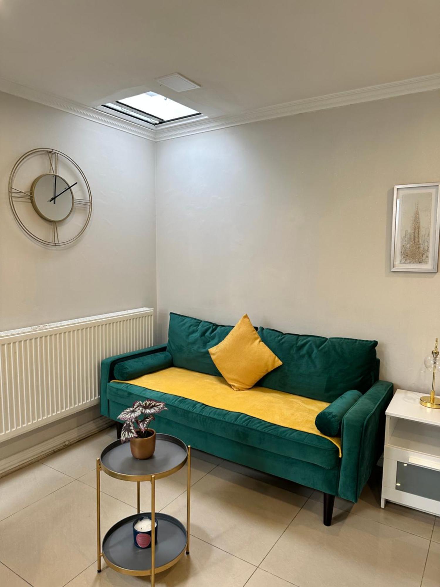 Luxury Studio Apartment Harrow on the Hill ภายนอก รูปภาพ